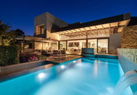 Book Kawana Waters Accommodation Vacations Accommodation VIC Accommodation VIC