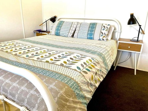 A Magic Shack - Relax, Recharge, Frolic & Fish - Accommodation VIC 4