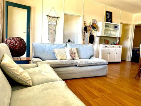 A Magic Shack - Relax, Recharge, Frolic & Fish - Accommodation VIC 3