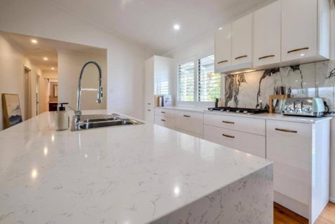Acreage Near Currumbin Beach - Accommodation VIC 2