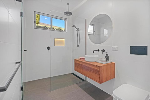 Ailsafield - Home In The Heart Of Mansfield - Accommodation VIC 4