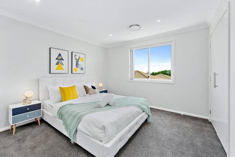 AirCabin - Norwest - Luxury Lovely - 4 Beds House - Accommodation VIC 3