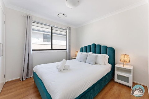 Aircabin - Tallawong - Elegant Home - 4 Beds House - Accommodation VIC 4