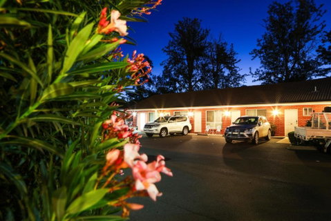 Akuna Motor Inn And Apartments - Accommodation VIC 0