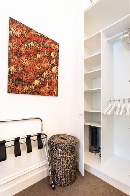 Albert Park Victorian House With Style And Art Gallery - Accommodation VIC 2