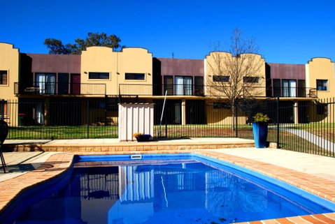 Amberoo Apartments Tamworth - Accommodation VIC 0