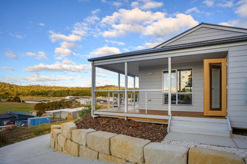 Ambience, A Stunning Holiday Retreat! - Accommodation VIC 4