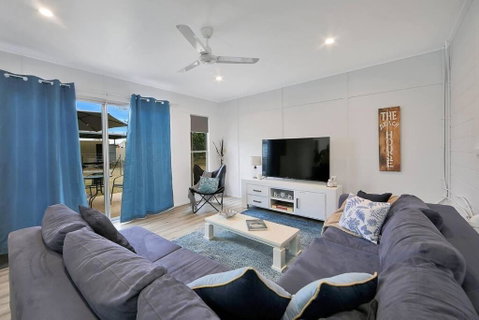 Anchors Away At Innes Park Opp Park & Beach Dogs Welcome Inside - Accommodation VIC 2