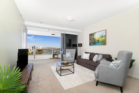 Amazing River View - 3 Bedroom Apartment - Brisbane CBD - Netflix - Fast Wifi - Carpark - Accommodation VIC 3