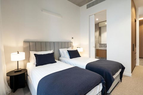 Alfred & Turner Apartments, Luxury 2 Bedroom Condos In The Heart Of The Valley - Accommodation VIC 2