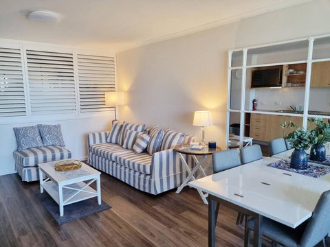 Apartment At The Entrance - Accommodation VIC 1