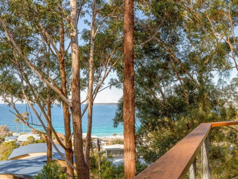 Aqua Pure At Hyams Beach - Accommodation VIC 1