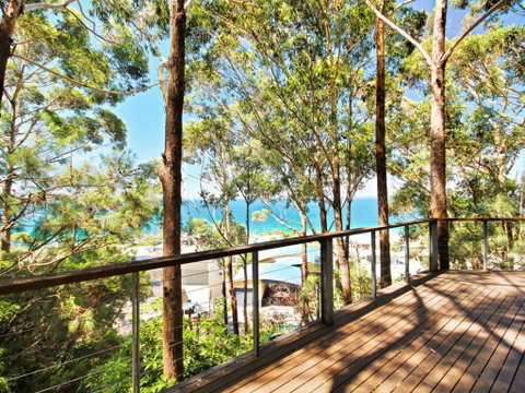 Aqua Pure At Hyams Beach - Accommodation VIC 3
