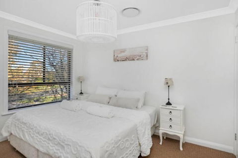 Arborea Country Holiday House Catering For 14 To 16 Guests In The Heart Of Bowral - Accommodation VIC 3