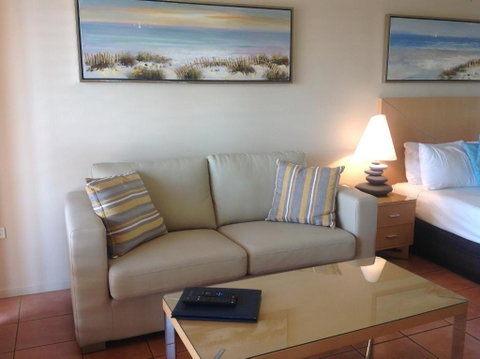 At Boathaven Bay Holiday Apartments - Accommodation VIC 4