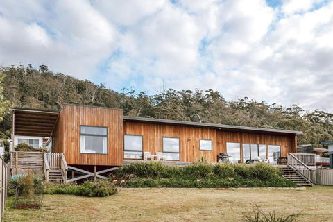 B E A C H H O U S E X I V - Accommodation VIC 1