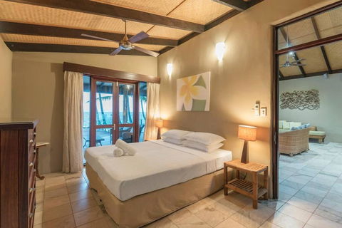 BALA Beach House On ABSOLUTE Beachfront - Accommodation VIC 4
