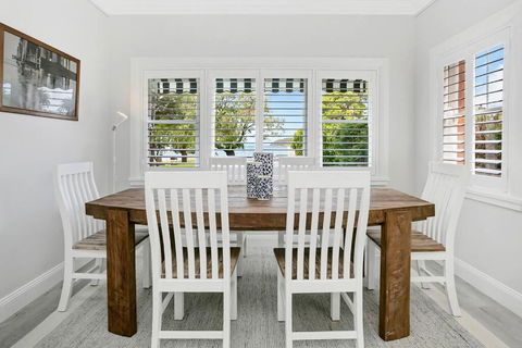BALO1 - The Esplanade - Mosman - Accommodation VIC 3