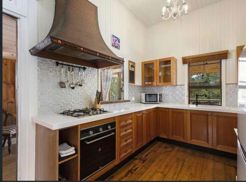Barney Creek Vineyard Cottages - Accommodation VIC 1