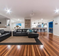 Hayman Views - Accommodation VIC