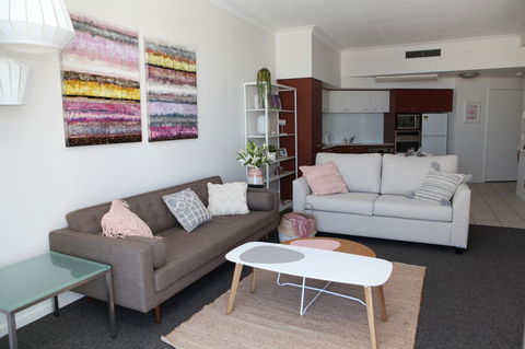 Chevron Renaissance Ocean View - Accommodation VIC 14