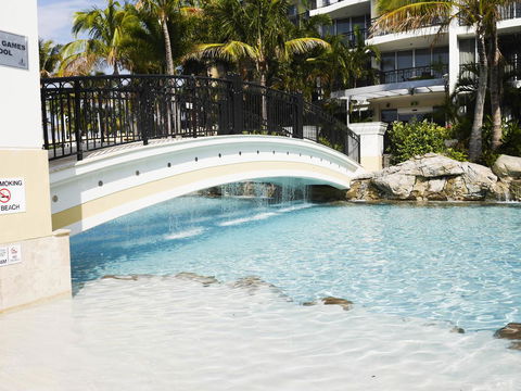 Chevron Renaissance Ocean View - Accommodation VIC 30