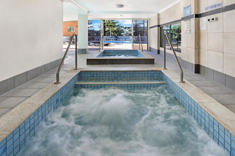 Pacific Regis Beachfront Holiday Apartments - Accommodation VIC 5