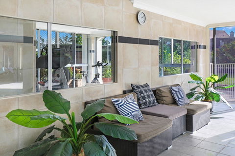 Pacific Regis Beachfront Holiday Apartments - Accommodation VIC 7