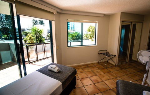 La Promenade - Accommodation VIC 5