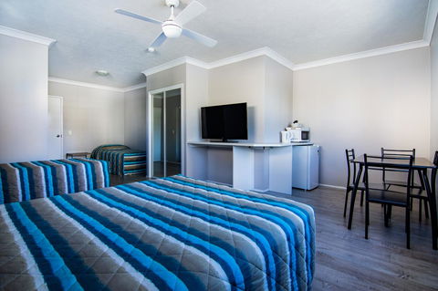 Burleigh Gold Coast Motel - Accommodation VIC 2