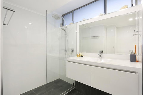 Hibiscus On The Beach - Accommodation VIC 16