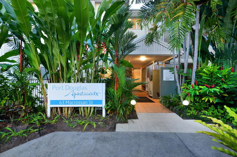 Port Douglas Apartments - Adults Only Oasis - Accommodation VIC 14