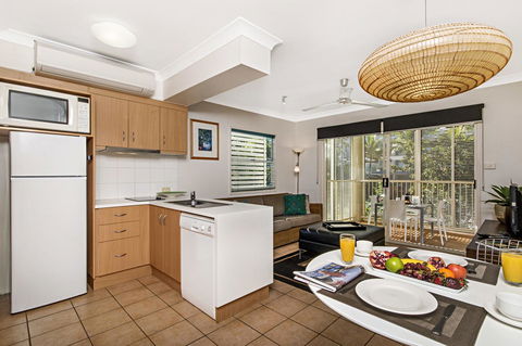Port Douglas Apartments - Adults Only Oasis - Accommodation VIC 15