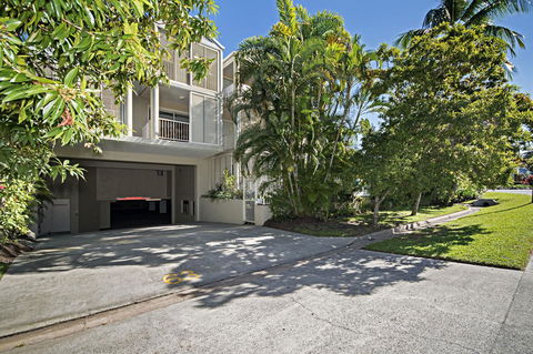 Port Douglas Apartments - Adults Only Oasis - Accommodation VIC 43