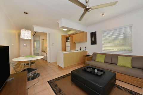 Port Douglas Apartments - Adults Only Oasis - Accommodation VIC 7