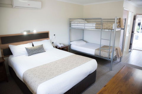 Charleville Motel - Accommodation VIC 19