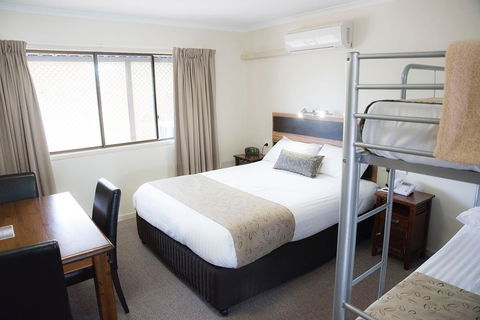 Charleville Motel - Accommodation VIC 9