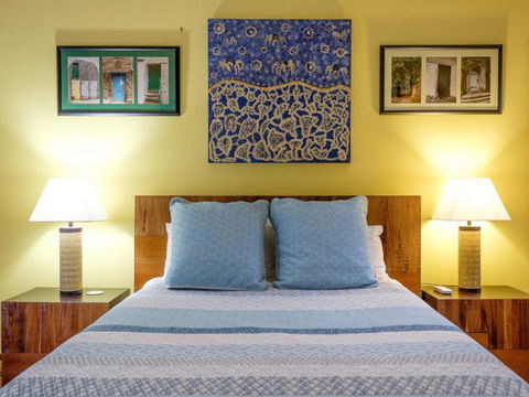Five Bimba (Tractor House) - Accommodation VIC 5