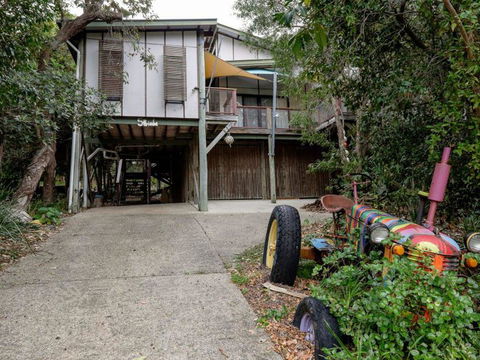Five Bimba (Tractor House) - Accommodation VIC 0