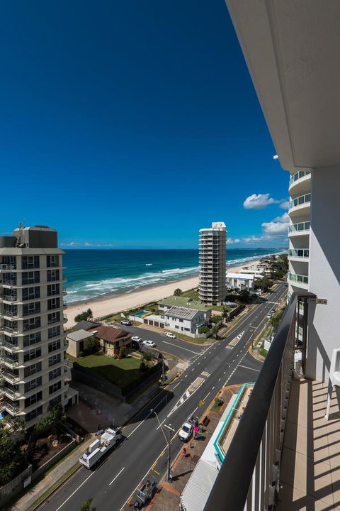 Carrington Court - Accommodation VIC 6