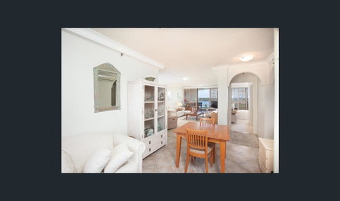 Spectrum Holiday Apartments - Accommodation VIC 8