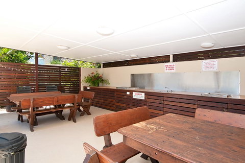 Spectrum Holiday Apartments - Accommodation VIC 24