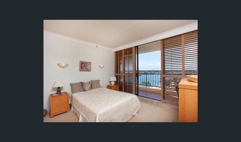 Spectrum Holiday Apartments - Accommodation VIC 5