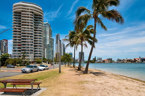 Spectrum Holiday Apartments - Accommodation VIC 22
