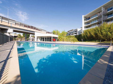Oaks Brisbane Mews Suites - Accommodation VIC 5