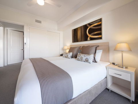 Oaks Brisbane Mews Suites - Accommodation VIC 14