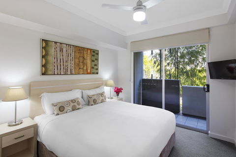 Oaks Brisbane Mews Suites - Accommodation VIC 15
