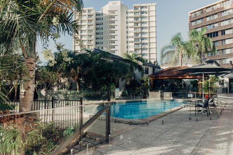 Burleigh Palms Holiday Apartments - Accommodation VIC 26