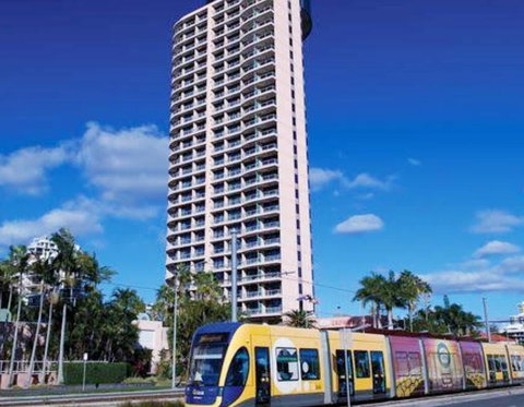 Deluxe King Room In Gold Tower - Accommodation VIC 11