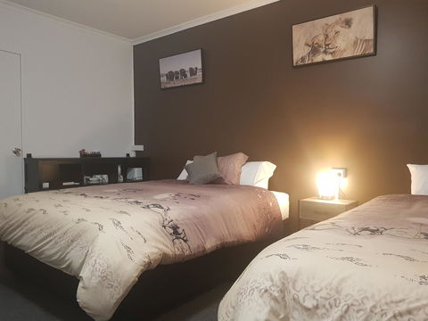 The Q Motel Rockhampton - Accommodation VIC 4
